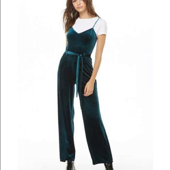 Jumpsuit - Picture 2 of 4
